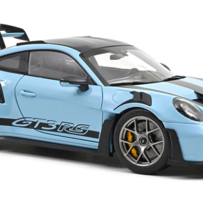 Porsche 911 GT3 RS 1:18 With Weissach Pack Light Blue 2022