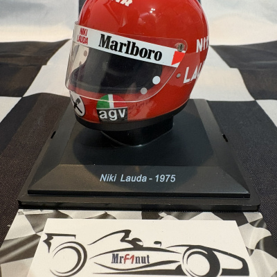 Niki Lauda 1:5 Ferrari 312 T2 Helmet 1975