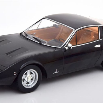 Ferrari 365 GTC 4 Black 1971