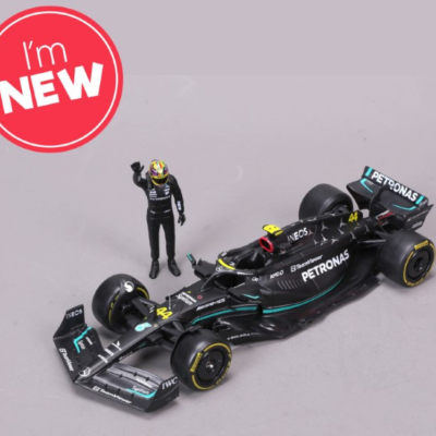 Lewis Hamilton 1:24 Mercedes Benz AMG Petronas F1 Team w/figure  2023 