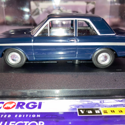 Ford Lotus Cortina 1:43 MkII Anchor Blue 1968