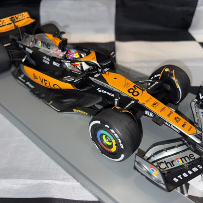 Oscar Piastri 1:18 McLaren F1 Team MCL60 'VELO' 4th British GP 2023  (1)