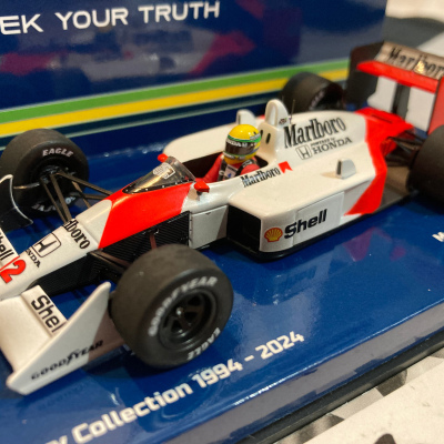 Ayrton Senna 1:43 McLaren Honda MP4/4 World Champion 1988 