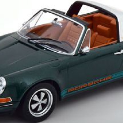 Singer Porsche 911 Targa Dark Green