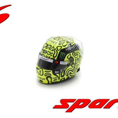 Lando Norris 1:5 Helmet McLaren F1 Team 2025 