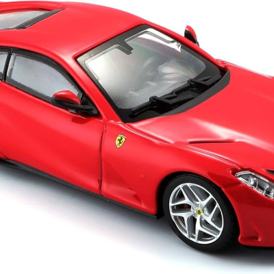 Ferrari 1:43 812 Superfast 2021