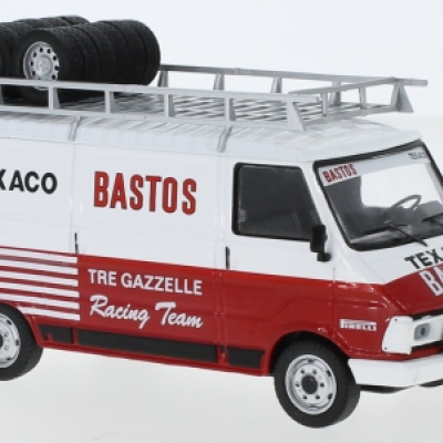 Fiat 242 1:43 Bastos Assistance Vehicle