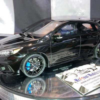 Ford Focus 1:18 RS Shadow Black 2017