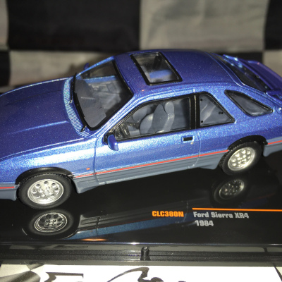 Ford Sierra 1:43 XR4 Metallic Blue 1984