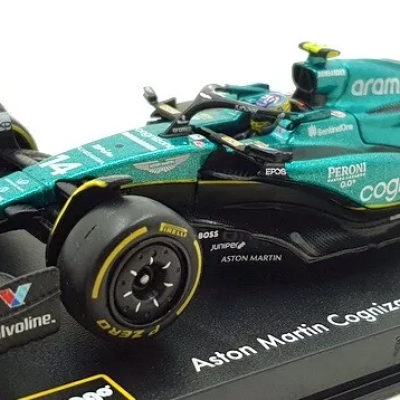 Fernando Alonso 1:43 Aston Martin AMR23 (with Figure) 2023