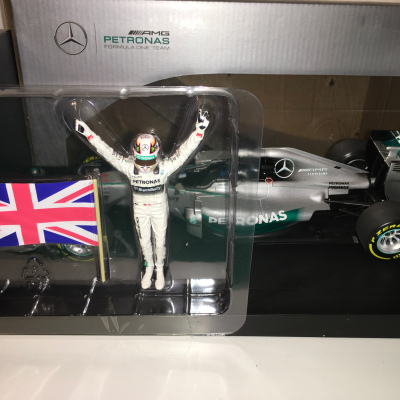 Lewis Hamilton 1:18 Mercedes AMG W05 1st Abu Dhabi GP 2014