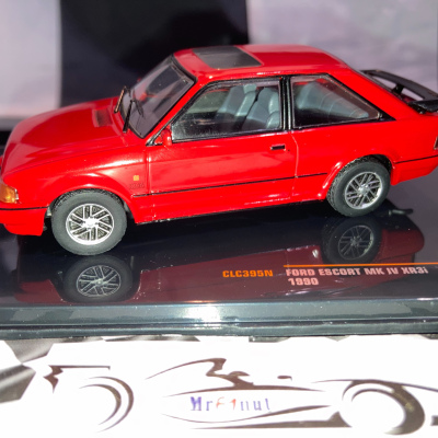 Ford Escort 1:43 Mk IV XR3i Red 1990