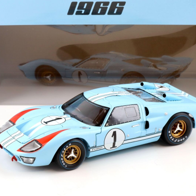 Miles,/Hulme 1:18 Ford GT40 Mk.2 #1 Gulf Blue Le Mans 1966